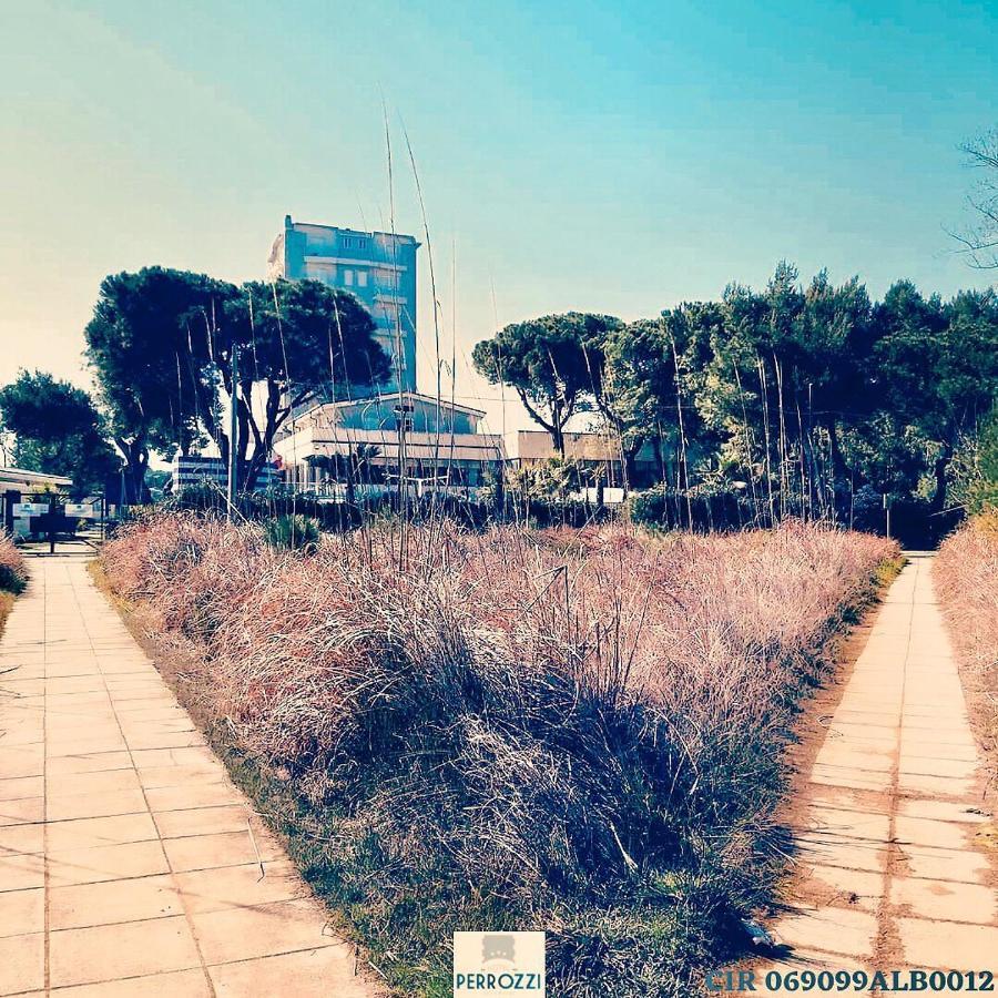 Hotel Perrozzi Vasto Exterior photo